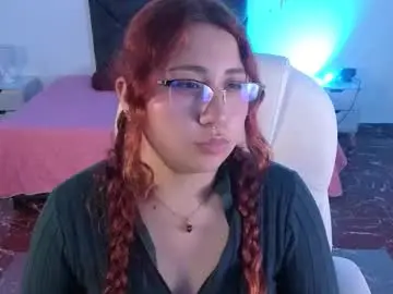 Littlee_red  live sex cam