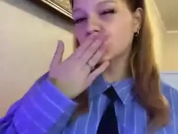 Valoriemosholder  live sex cam