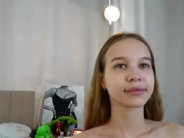 Yeepshyy  live sex cam