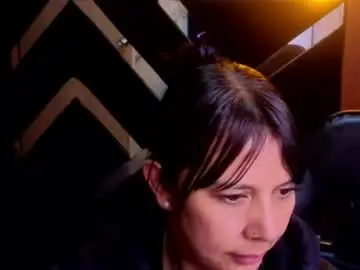Afrodita_b_  live sex cam