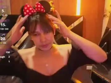 Afrodita_b_  live sex cam
