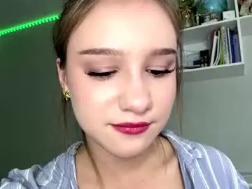 Carolynescuito  live sex cam