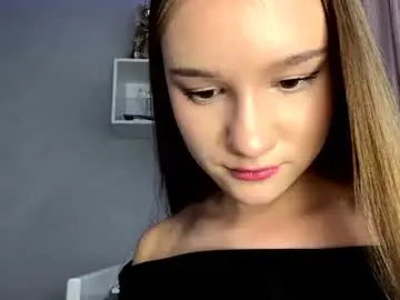 Carolynescuito  live sex cam