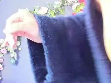Kira_exxe  live sex cam
