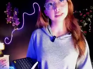 Kira_exxe  live sex cam