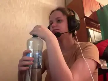 Linettehnatow  live sex cam