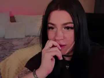 Lisaanddenis  live sex cam