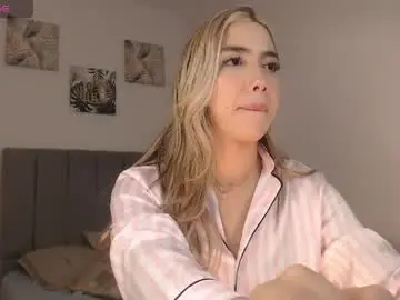 Mariana_es  live sex cam