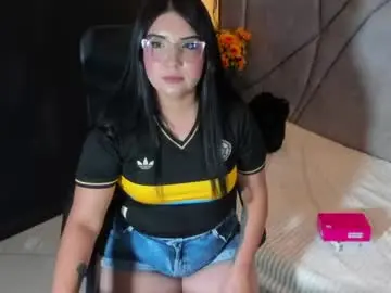 Ninavelvet_  live sex cam