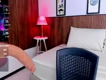 Ori_whore  live sex cam