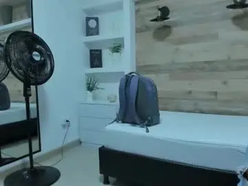 Shanell73_  live sex cam