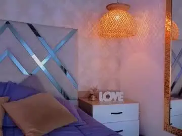 Shimmer_lure  live sex cam