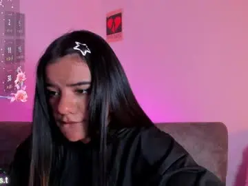 Sophie_t_  live sex cam