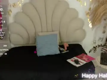 Venusdemonaco  live sex cam