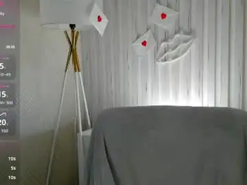 Betty_watts  live sex cam