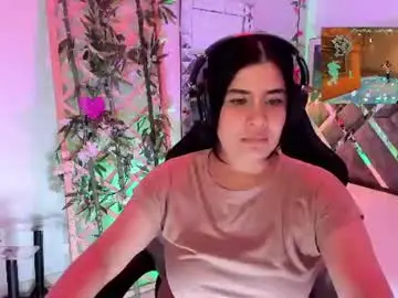 Daphnecontry  live sex cam