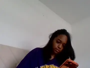 Dreamgirlvirgo  live sex cam