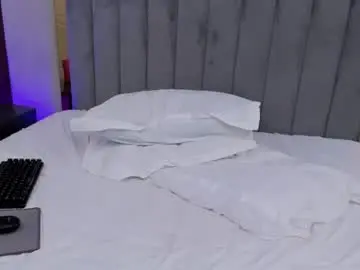 Evyebee  live sex cam