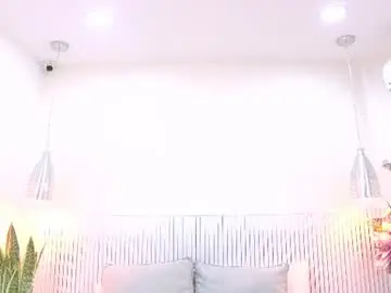 Lexxi_gb  live sex cam