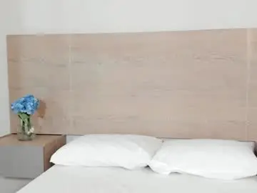 Martina_smithh  live sex cam