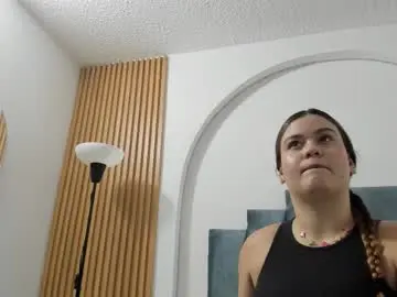 Nala_peach99  live sex cam