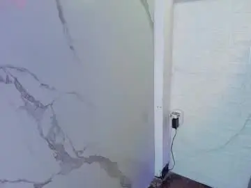 Pure_dahilia  live sex cam