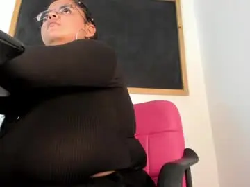 Pure_dahilia  live sex cam