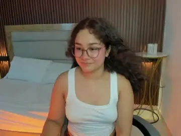 Rossie_lanie_  live sex cam