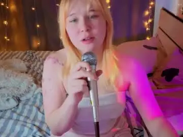 Unburntkatniss  live sex cam