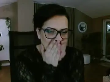 Veilroom  live sex cam