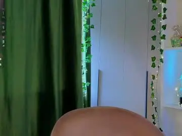 Dark_honey_  live sex cam