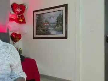 Ebonynaughty  live sex cam