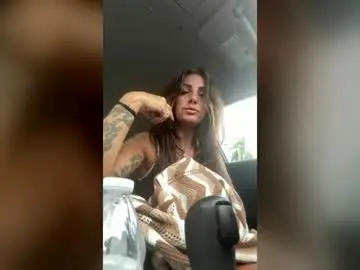Heyyrae  live sex cam