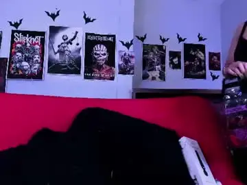 Lilith_deveraux_  live sex cam