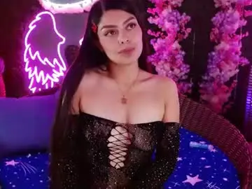 Lovely_adrine  live sex cam