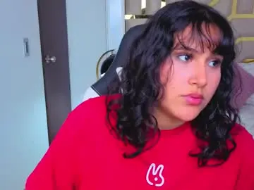 Luna_jonez2  live sex cam