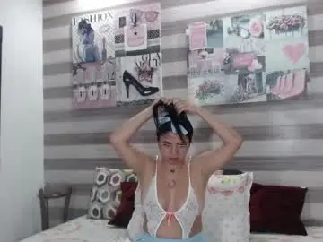 Miiaharrper  live sex cam