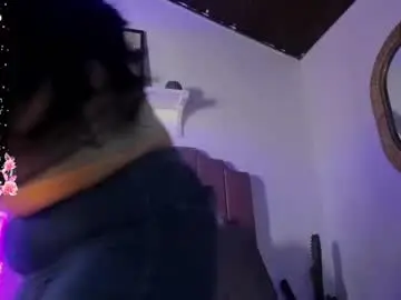 Moonboobs_dh  live sex cam