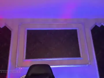 Prettybullet  live sex cam