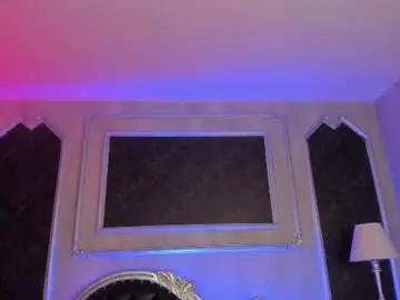 Prettybullet  live sex cam