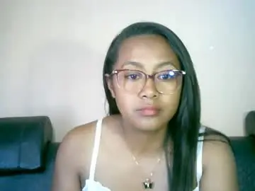 Prettysexy3601  live sex cam