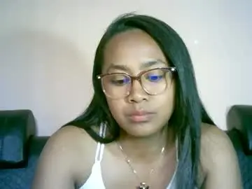 Prettysexy3601  live sex cam