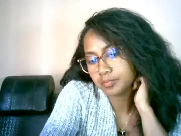 Prettysexy3601  live sex cam