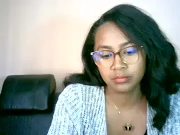 Prettysexy3601  live sex cam