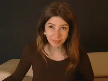 Whitequeen888  live sex cam