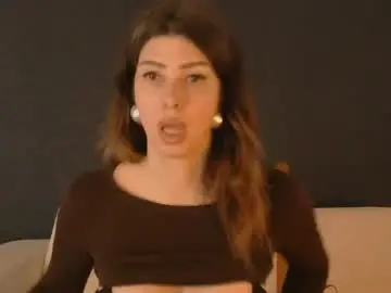 Whitequeen888  live sex cam