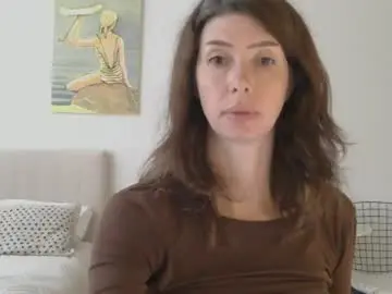 Whitequeen888  live sex cam