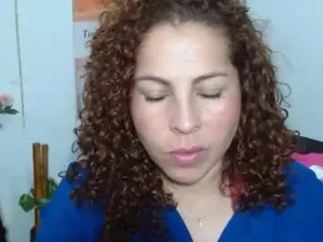 Yanisariel211  live sex cam