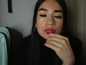 Yemily_sex  live sex cam