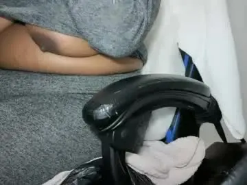 Yummylaylax  live sex cam